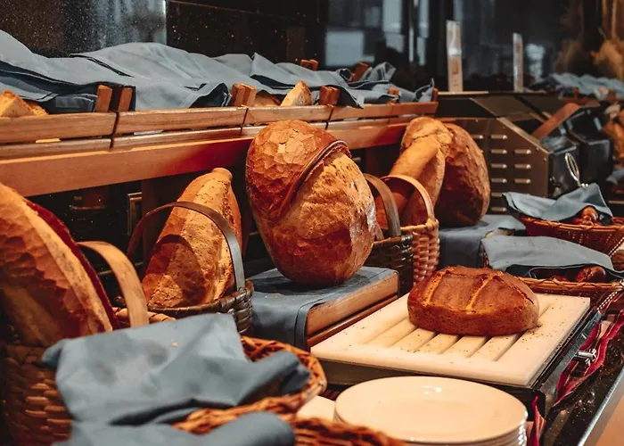 Servi House - Aparthotel 3*